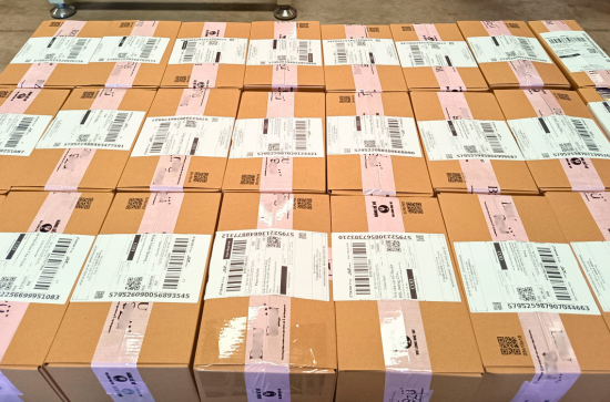 Vì sao doanh nghiệp DTC (Direct to Consumer) lựa chọn eFulfillment? dong-goi-don-hang-theo-nhan-dien-thuong-hieu