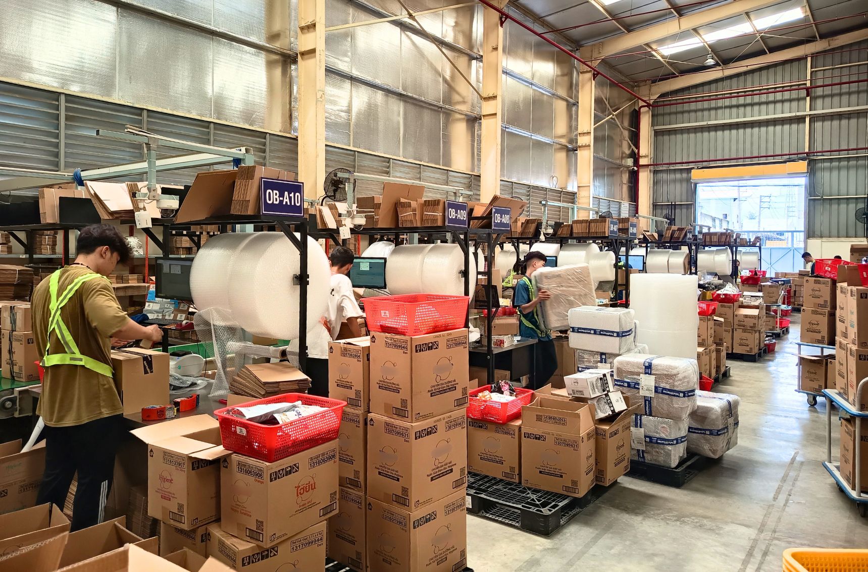 Dịch-vụ-đóng-gói-đơn-hàng-cam-kết-đạt-99%-SLA-sàn 