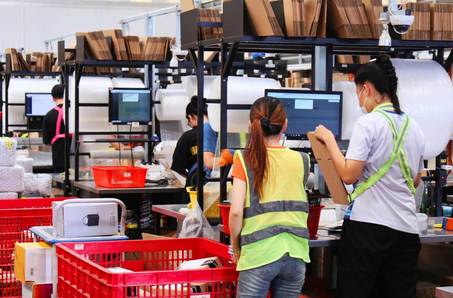 Order Fulfillment Service có thực sự tiết kiệm hơn tự vận hành? 