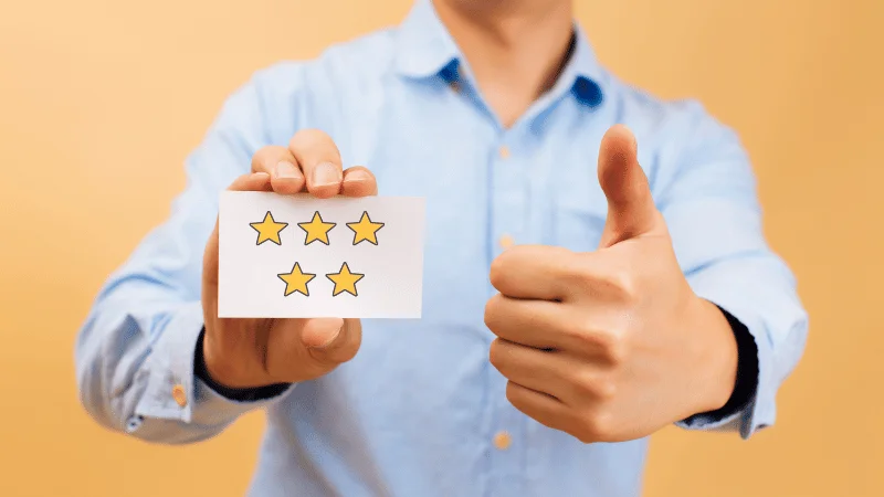 Customer là C đầu tiên trong mô hình 7C trong thương mại điện tử