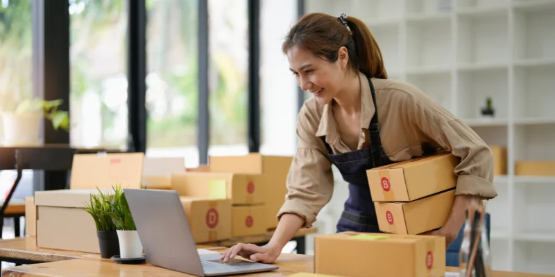 Nhà bán hàng có thể tăng mạnh doanh thu mỗi khi có ưu đãi trên sàn Shopee, Lazada