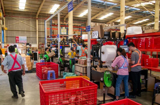 Tự Vận Hành Kho Hay Thuê Dịch Vụ Hoàn Tất Đơn Hàng Tiết Kiệm Hơn? dich-vu-fulfillment-thay-seller-thuc-hien-toan-bo-quy-trinh-hau-can