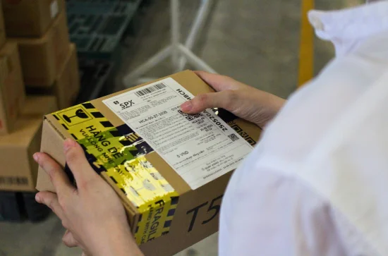 4 điều seller cần lưu ý khi thuê dịch vụ hoàn tất đơn hàng tại Hà Nội? dich-vu-cskh-cua-don-vi-fulfillment-ho-tro-seller-khi-hop-tac