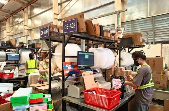 Hàng Hoàn Trả TMĐT Tăng Vọt: Giải Pháp Từ Ecommerce Fulfillment dong-goi-don-hang-chuyen-nghiep-dat-sla-san-tmdt