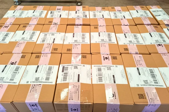 Vì sao doanh nghiệp DTC (Direct to Consumer) lựa chọn eFulfillment? dong-goi-don-hang-theo-nhan-dien-thuong-hieu
